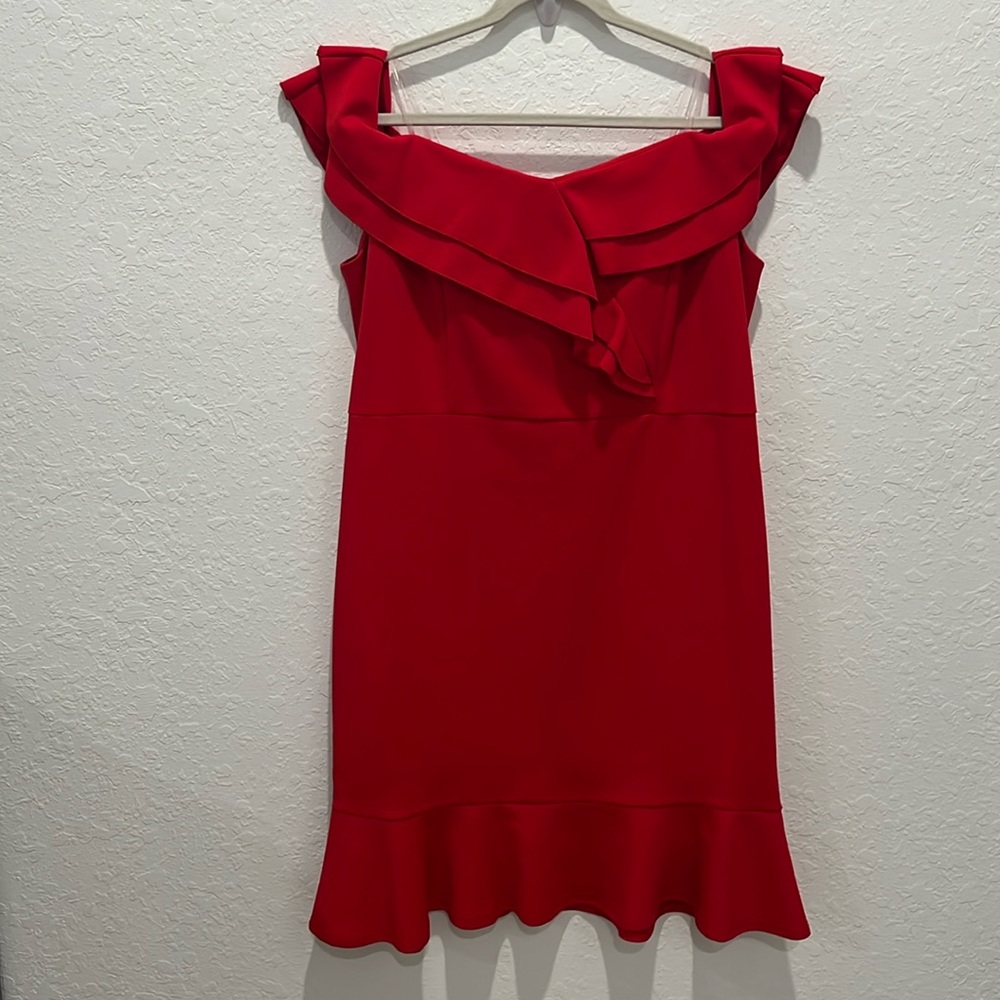 I LE NEW YORK Red dress